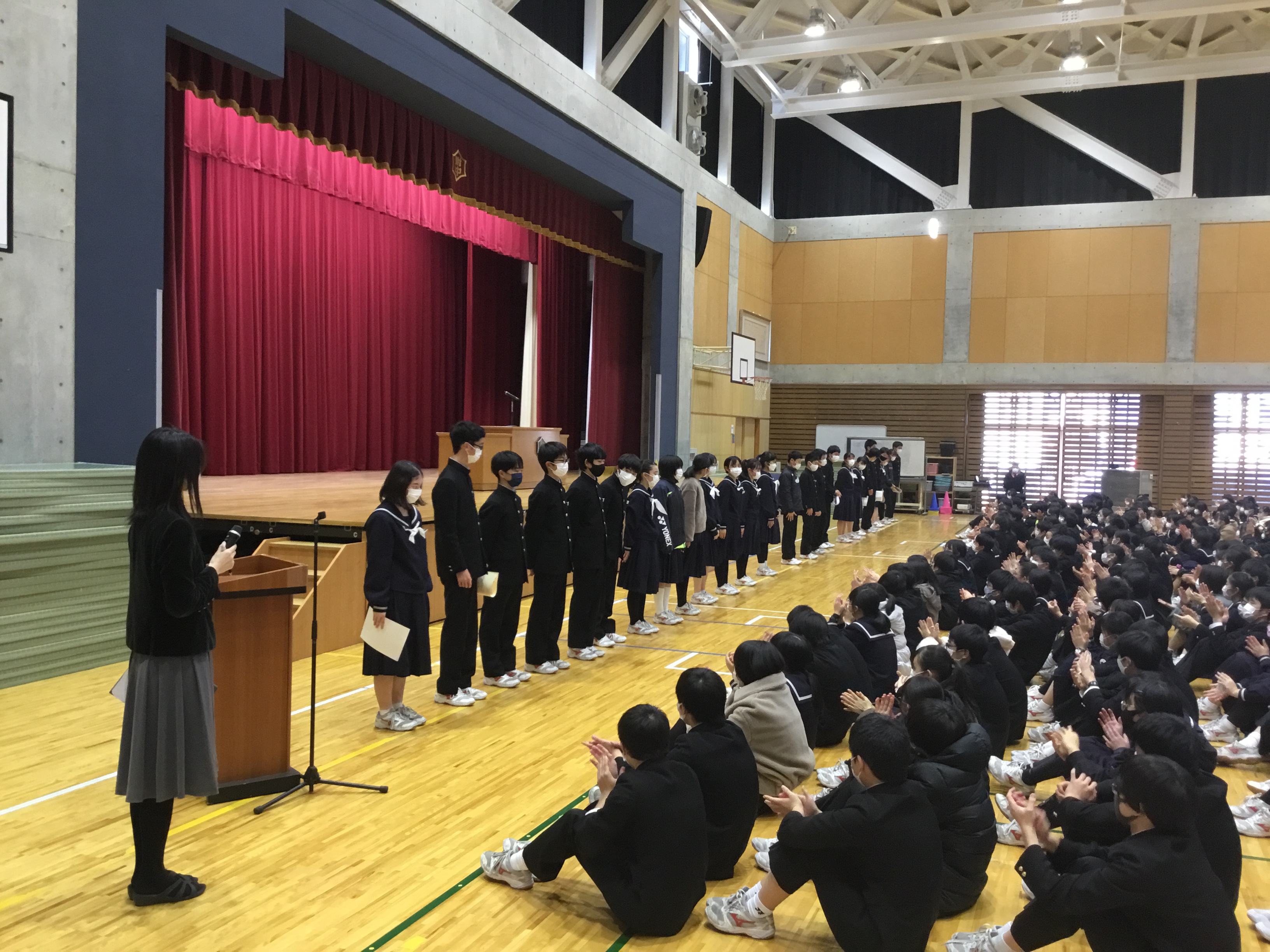 体育館　集会 